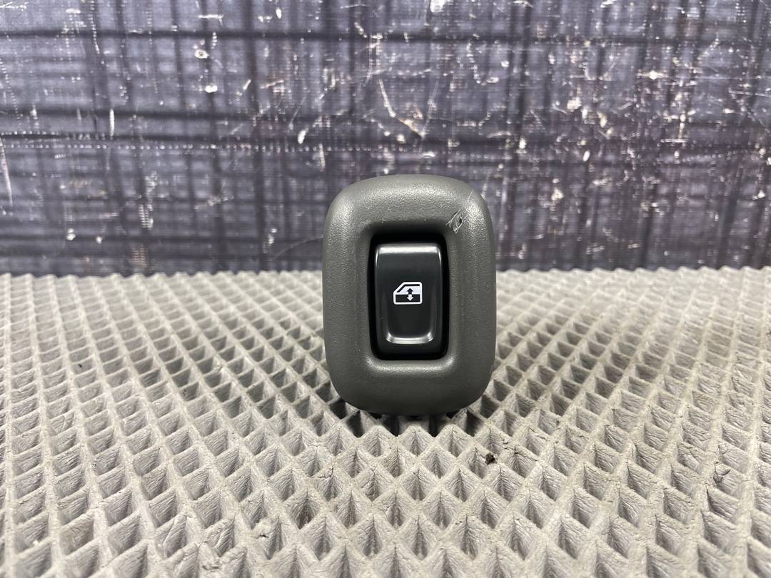 Кнопка стеклоподъемника, 550 рублей, Красноярск