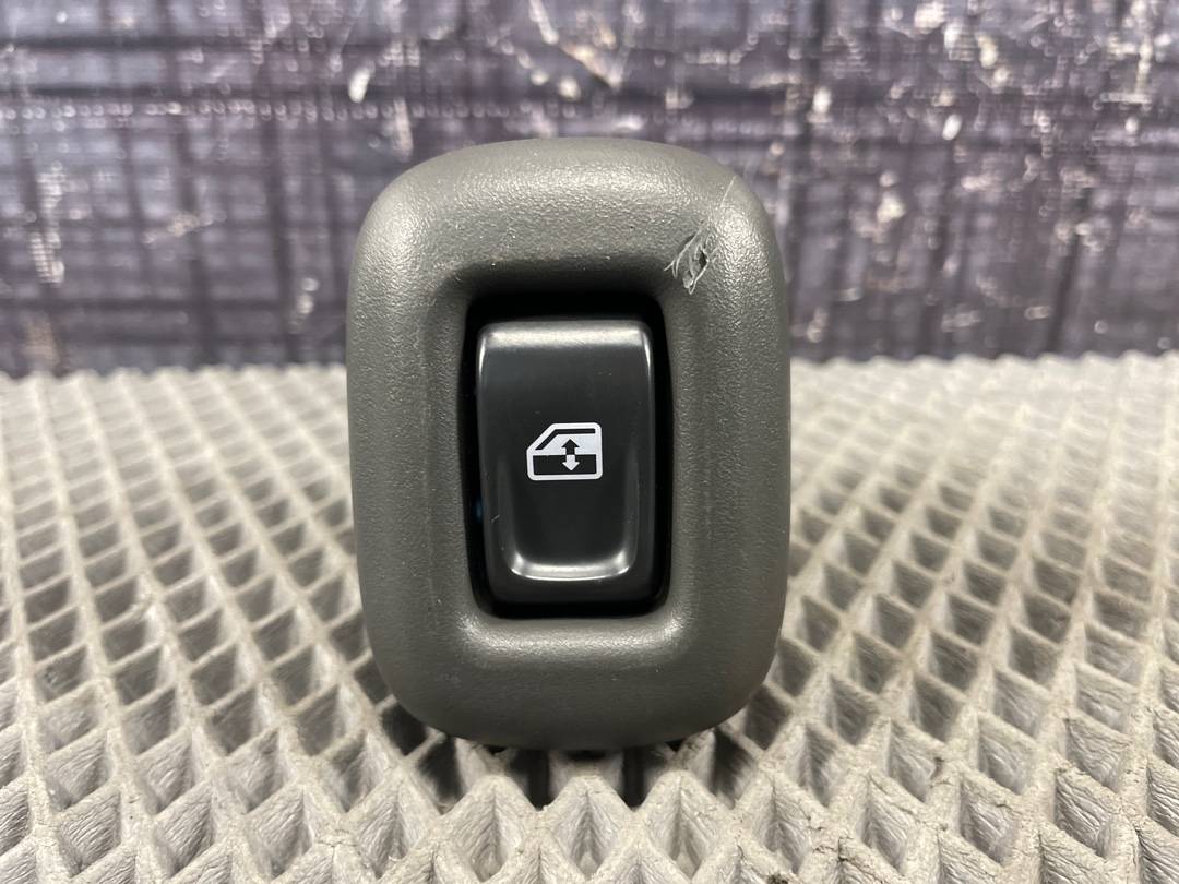 Кнопка стеклоподъемника, 550 рублей, Красноярск