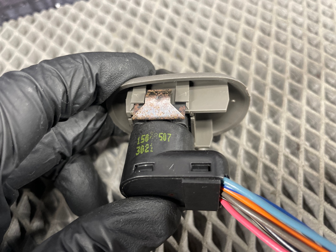 Кнопка регулировки зеркал, 1610 рублей, Красноярск