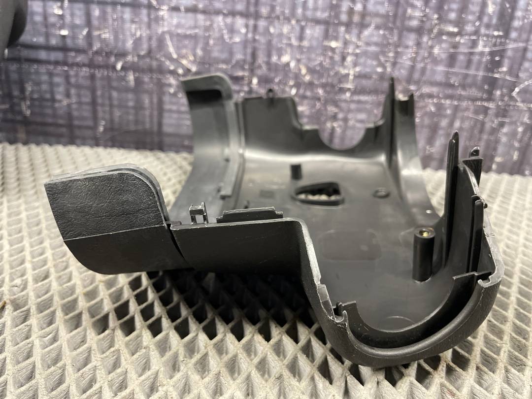 Кожух рулевой колонки, 950 рублей, Красноярск