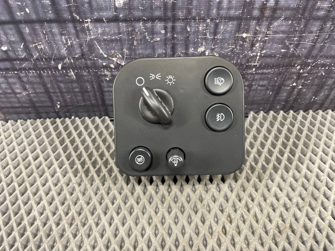 Переключатель света, 1580 рублей, Красноярск