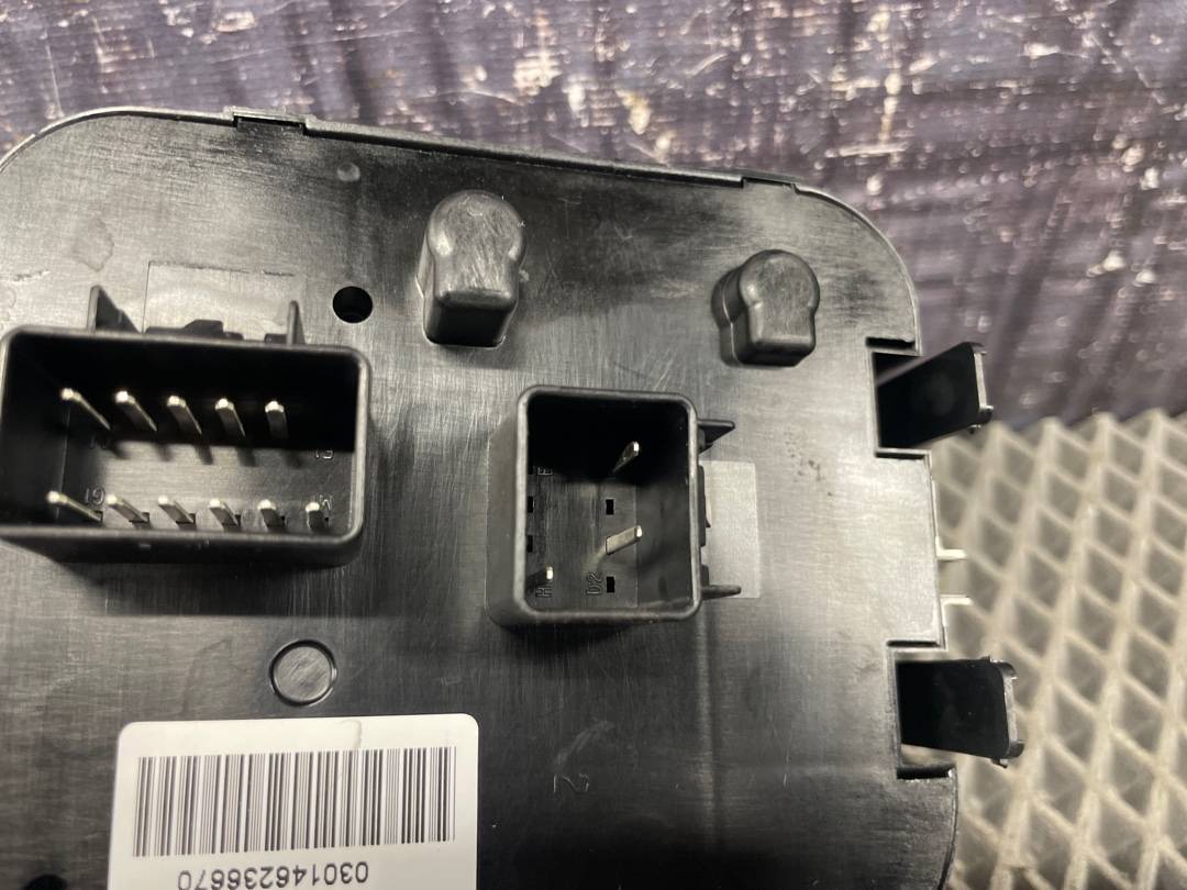 Переключатель света, 1580 рублей, Красноярск