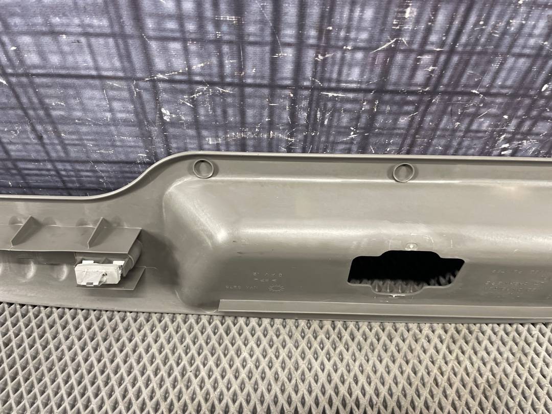 Пластик багажника, 1040 рублей, Красноярск