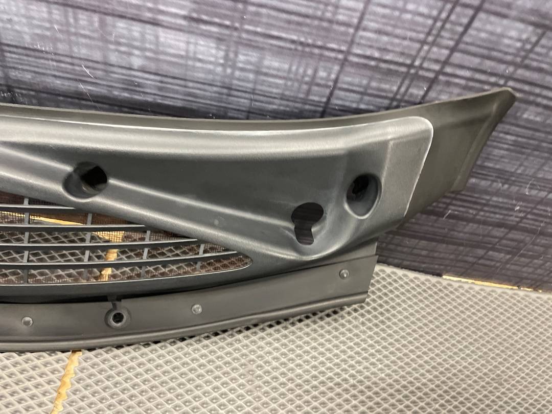 Решетка под лобовое стекло, 2000 рублей, Красноярск