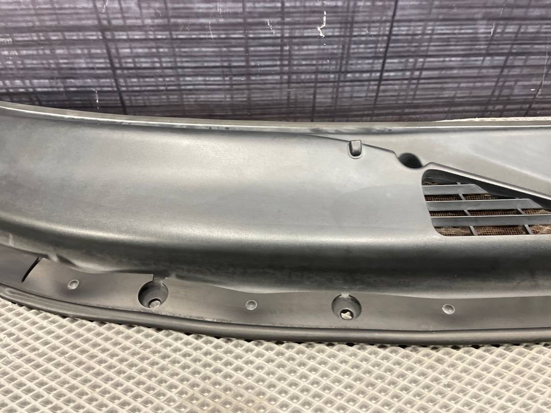 Решетка под лобовое стекло, 2000 рублей, Красноярск