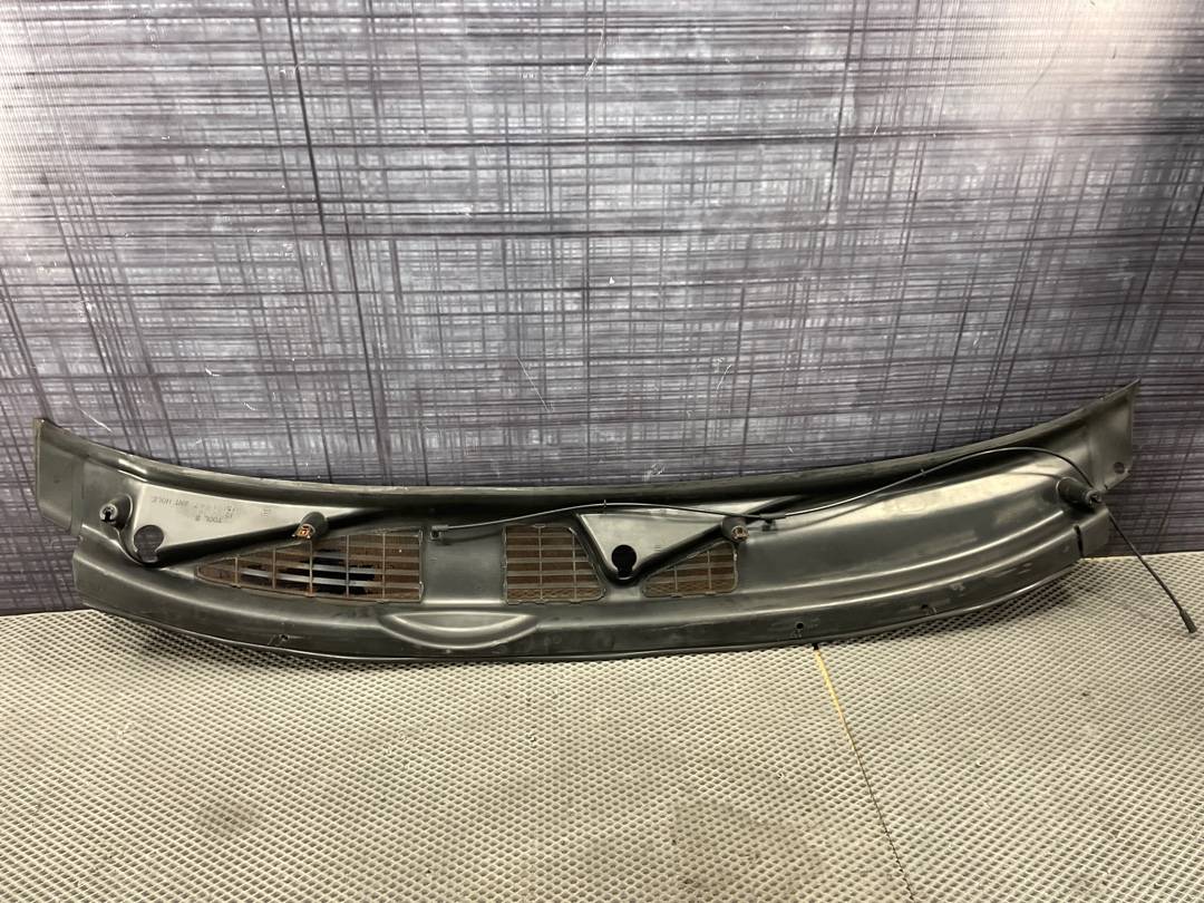 Решетка под лобовое стекло, 2000 рублей, Красноярск