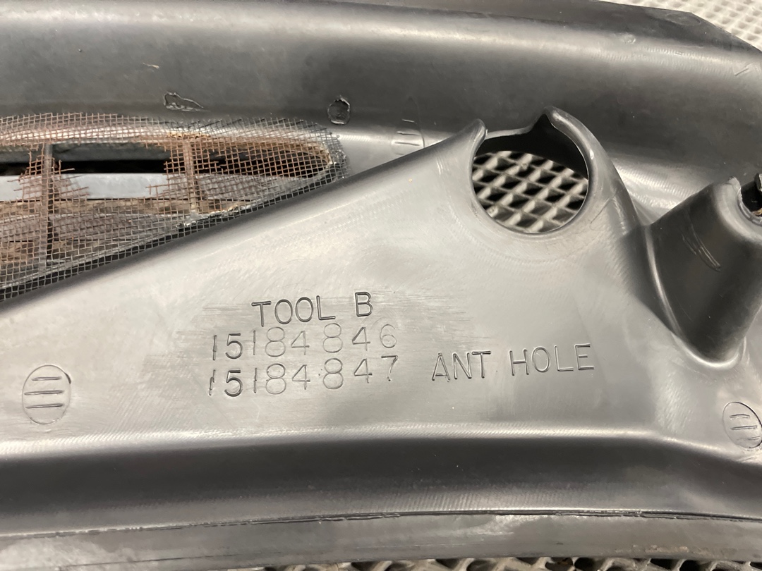 Решетка под лобовое стекло, 2000 рублей, Красноярск