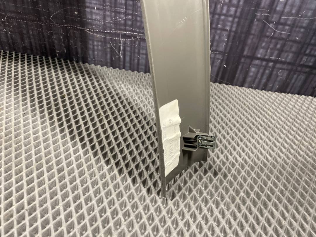 Обшивка крышки багажника, 890 рублей, Красноярск