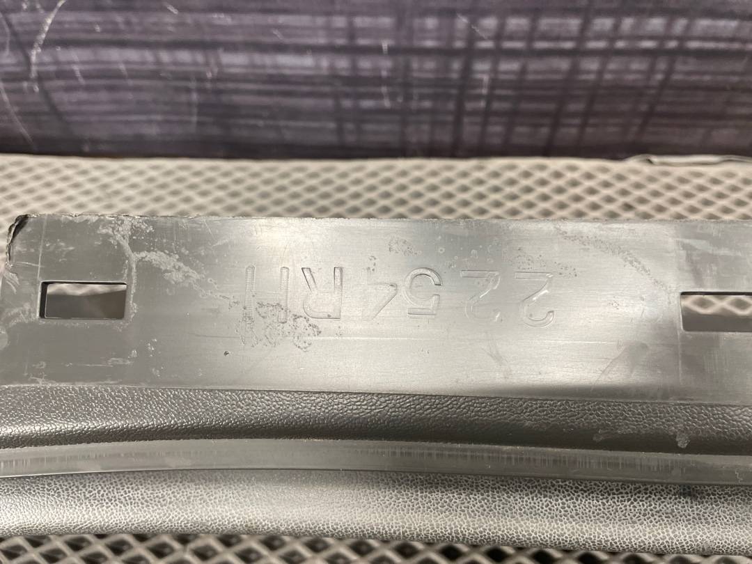 Комплект накладок на порог, 3924 рублей, Красноярск