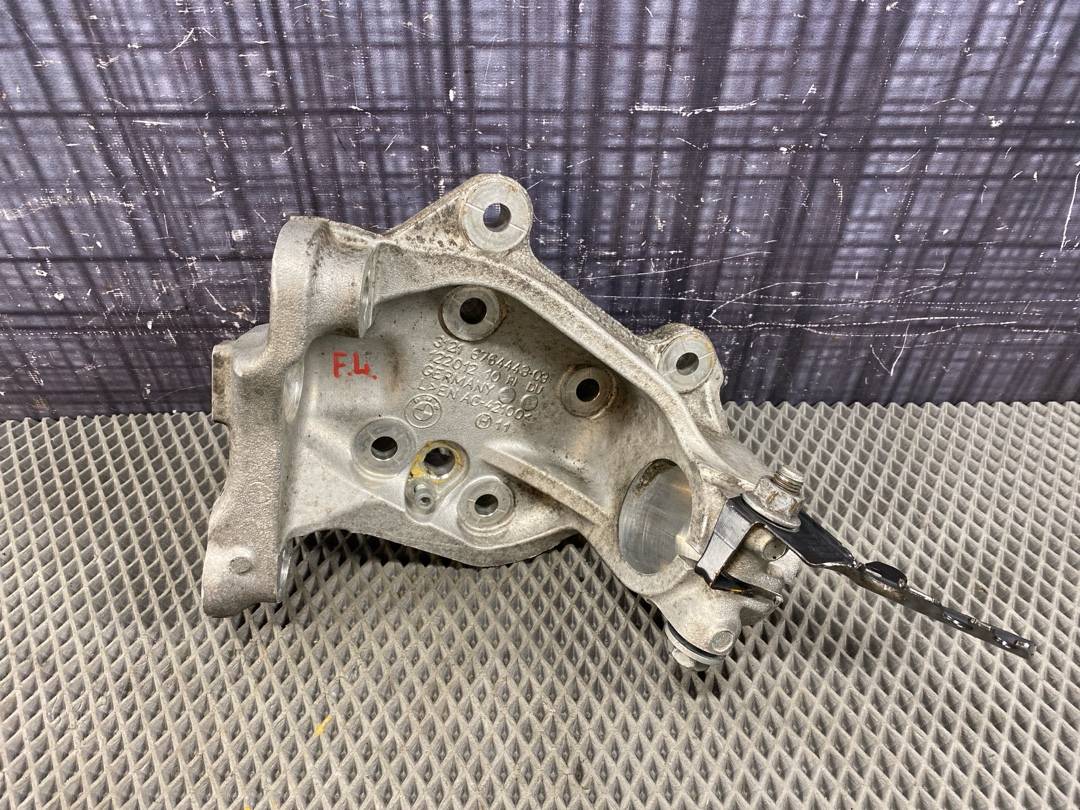 Поворотный кулак, 870 рублей, Красноярск