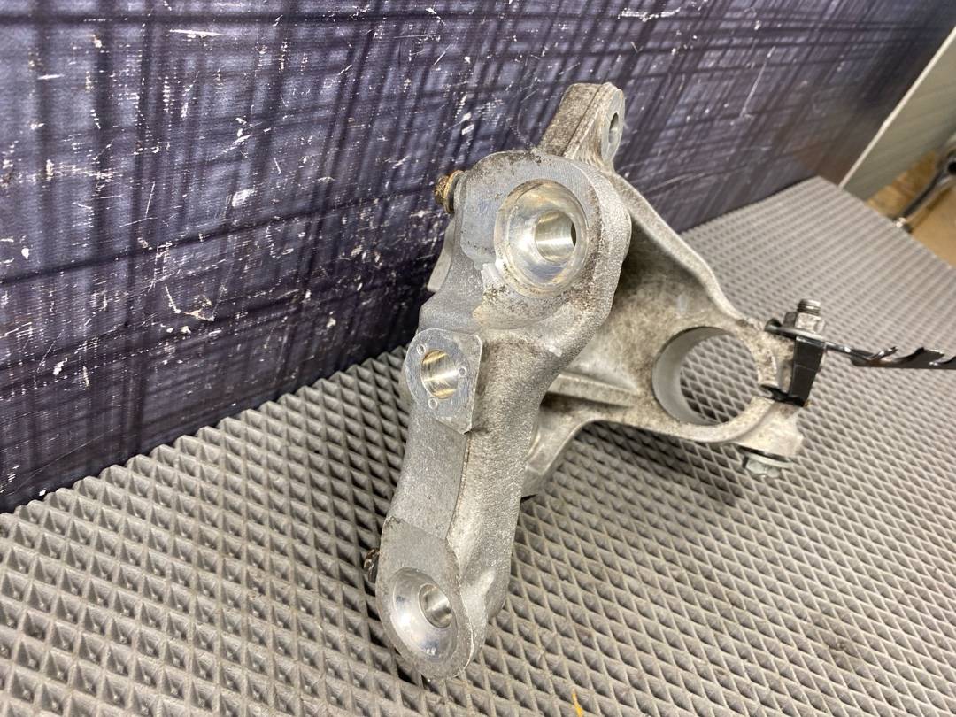 Поворотный кулак, 870 рублей, Красноярск