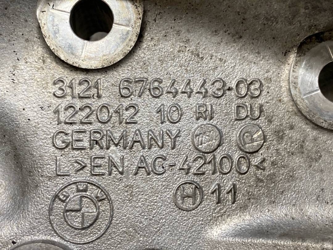 Поворотный кулак, 870 рублей, Красноярск