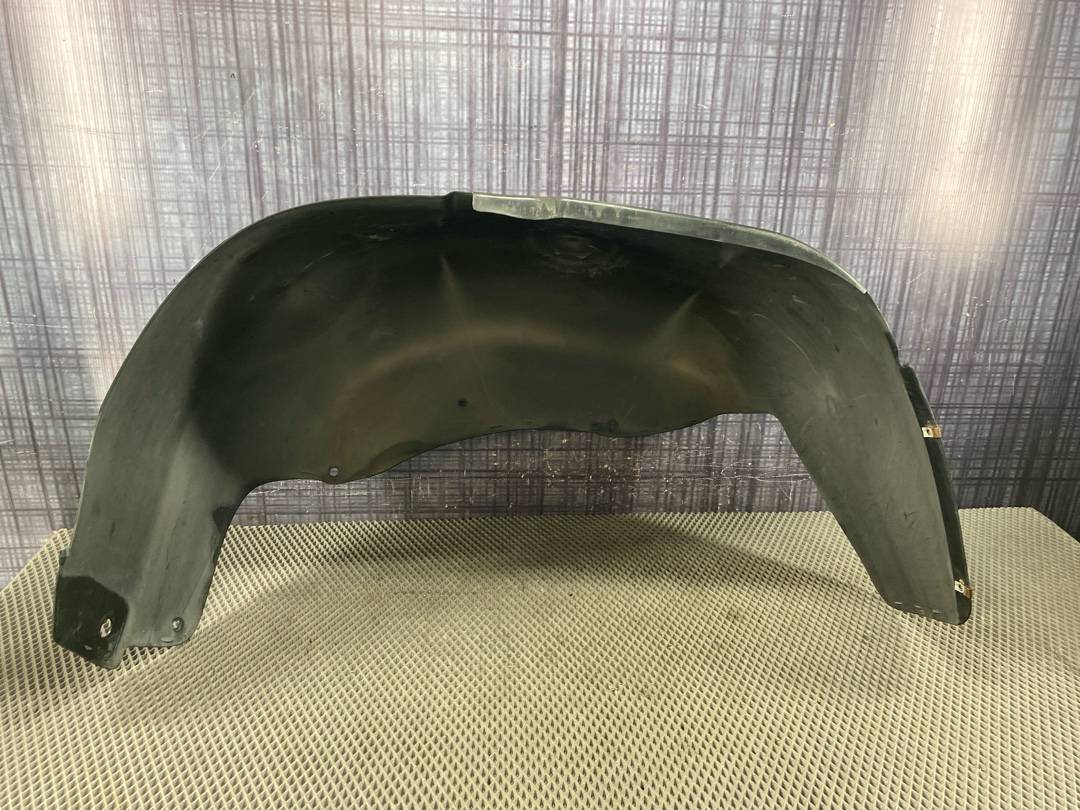 Подкрылок, 880 рублей, Красноярск