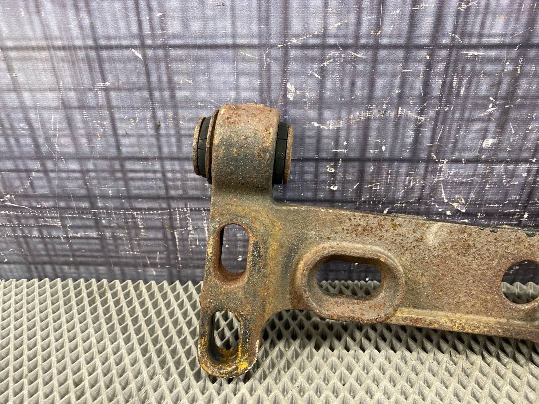 Рычаг подвески, 2000 рублей, Красноярск