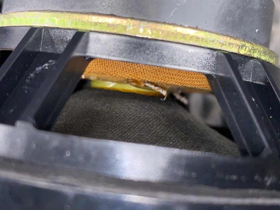 Динамик, 618 рублей, Красноярск