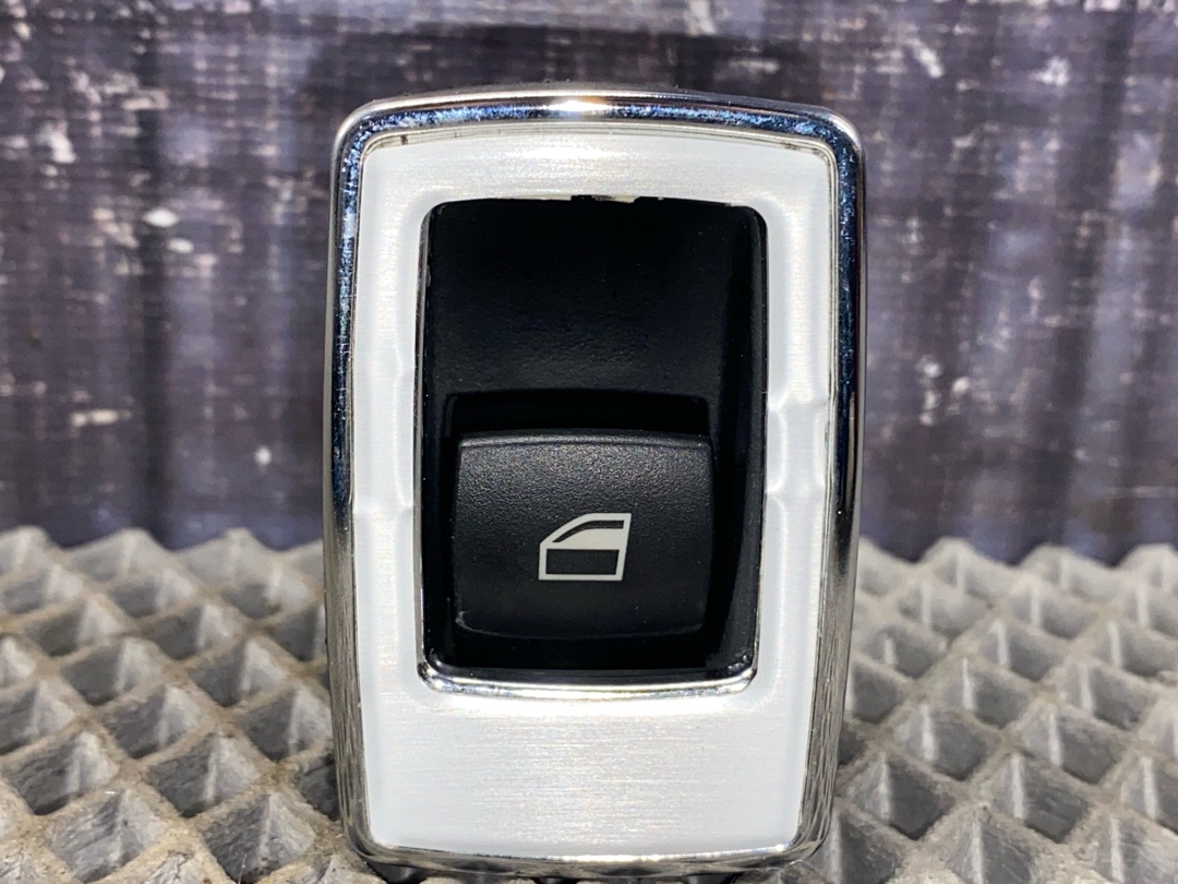 Кнопка стеклоподъемника, 330 рублей, Красноярск