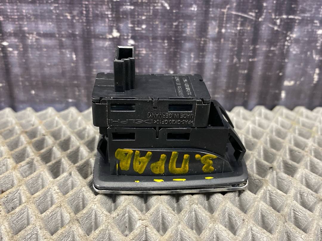 Кнопка стеклоподъемника, 330 рублей, Красноярск