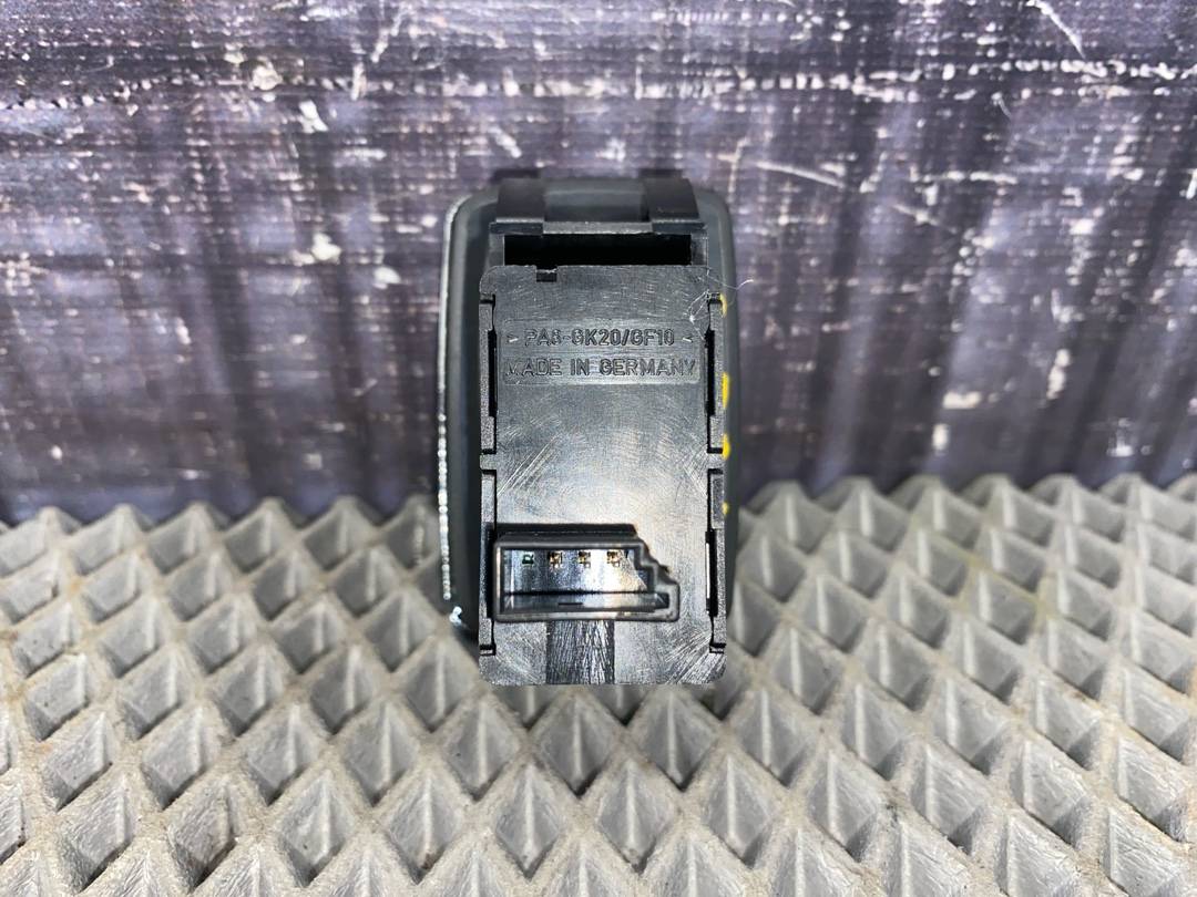 Кнопка стеклоподъемника, 330 рублей, Красноярск