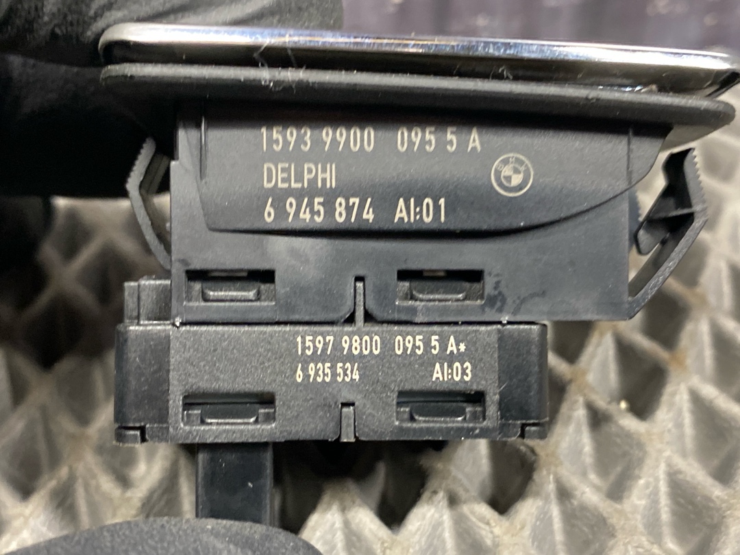 Кнопка стеклоподъемника, 330 рублей, Красноярск