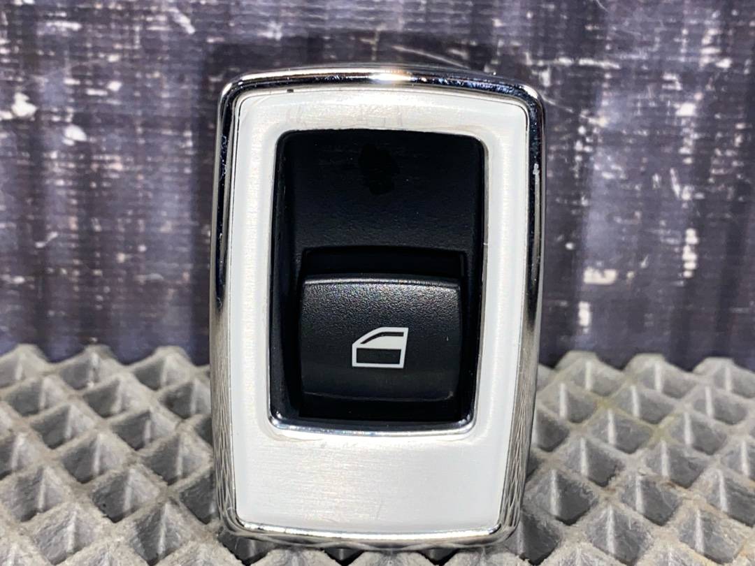 Кнопка стеклоподъемника, 330 рублей, Красноярск