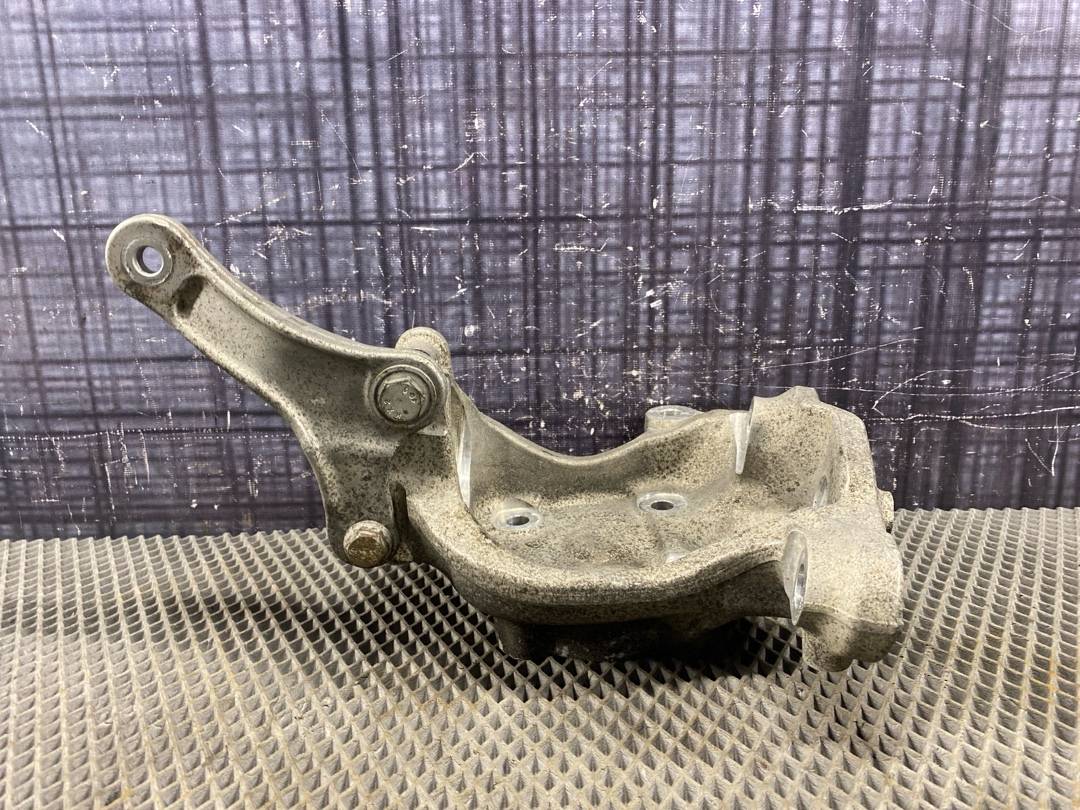 Поворотный кулак, 1956 рублей, Красноярск