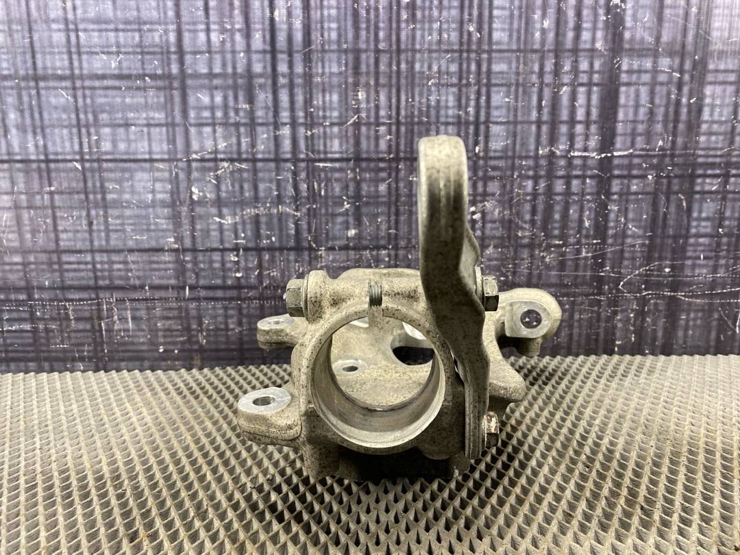 Поворотный кулак, 1956 рублей, Красноярск