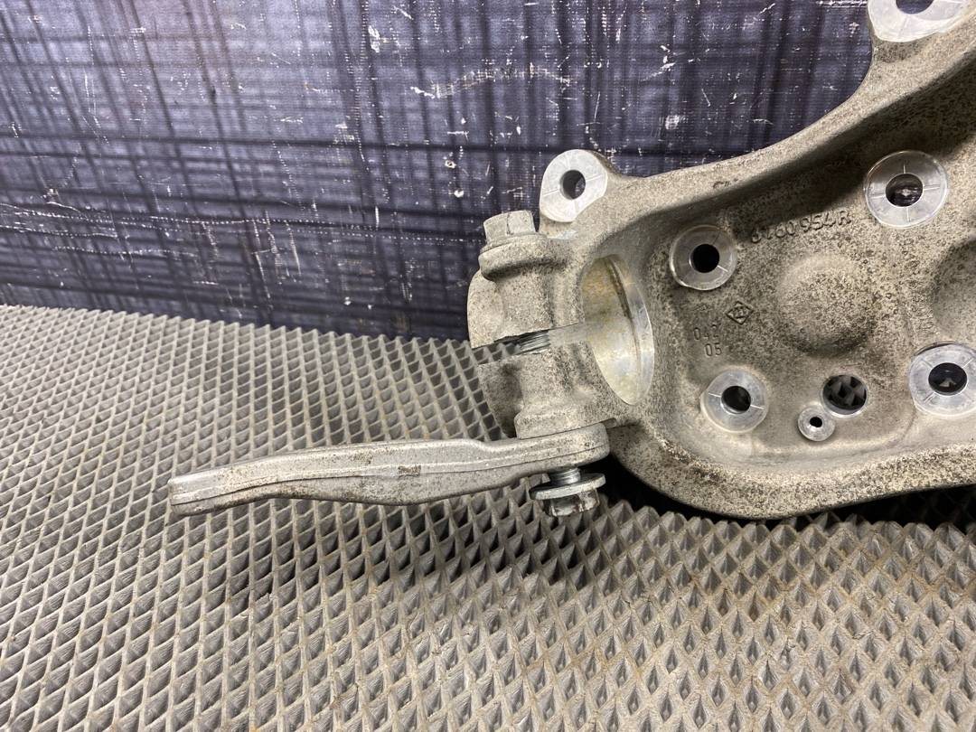 Поворотный кулак, 1956 рублей, Красноярск