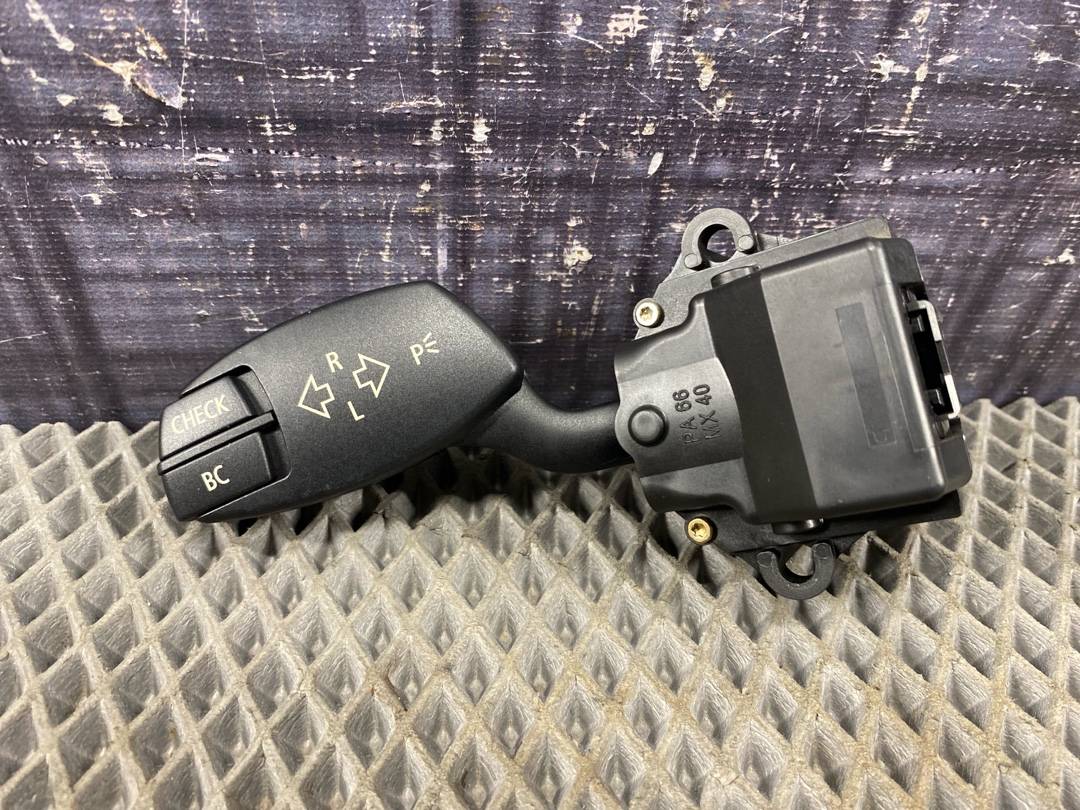 Подрулевой переключатель, 312 рублей, Красноярск