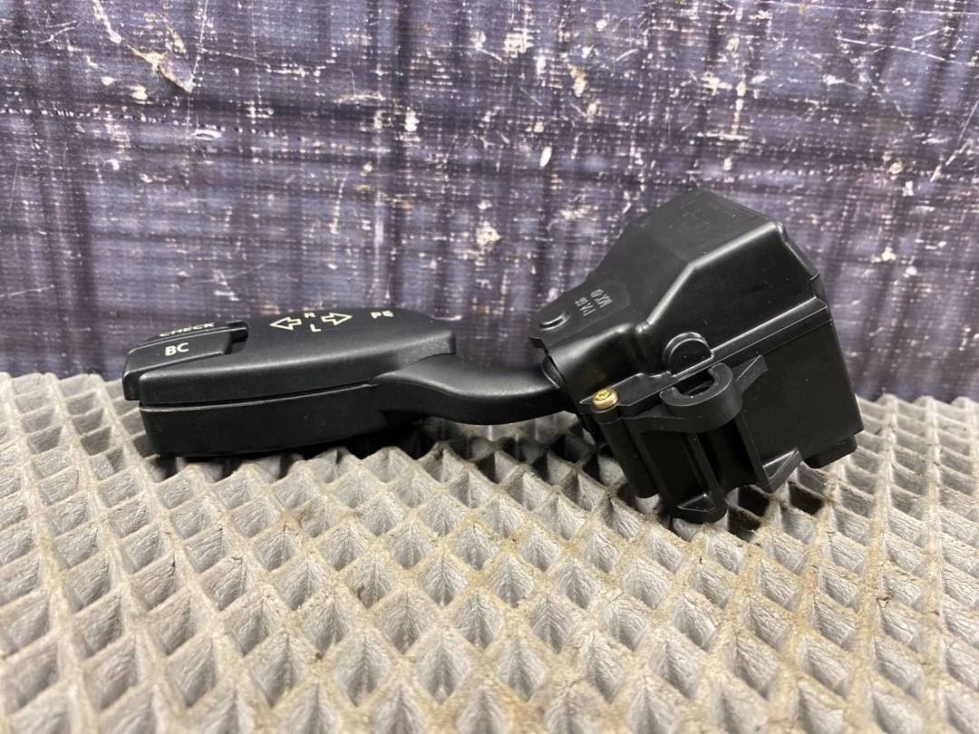 Подрулевой переключатель, 312 рублей, Красноярск