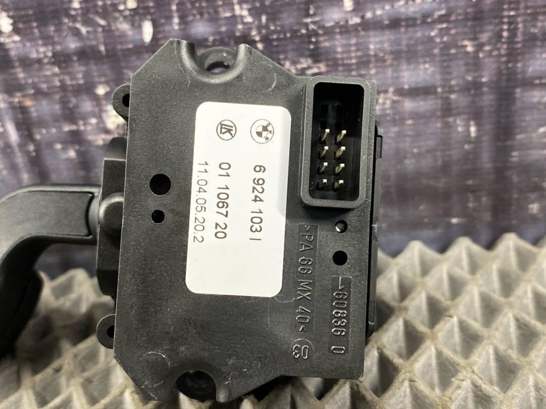 Подрулевой переключатель, 312 рублей, Красноярск