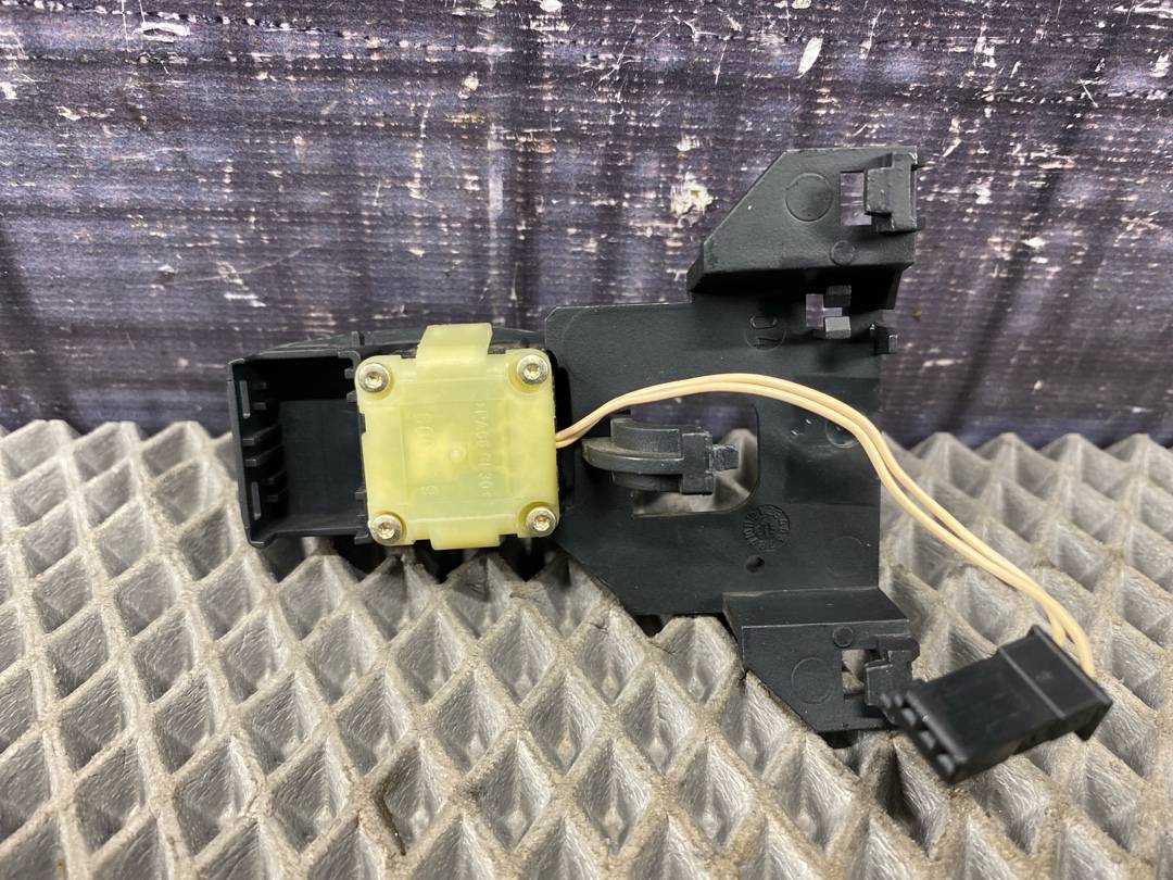 Подрулевой переключатель, 312 рублей, Красноярск