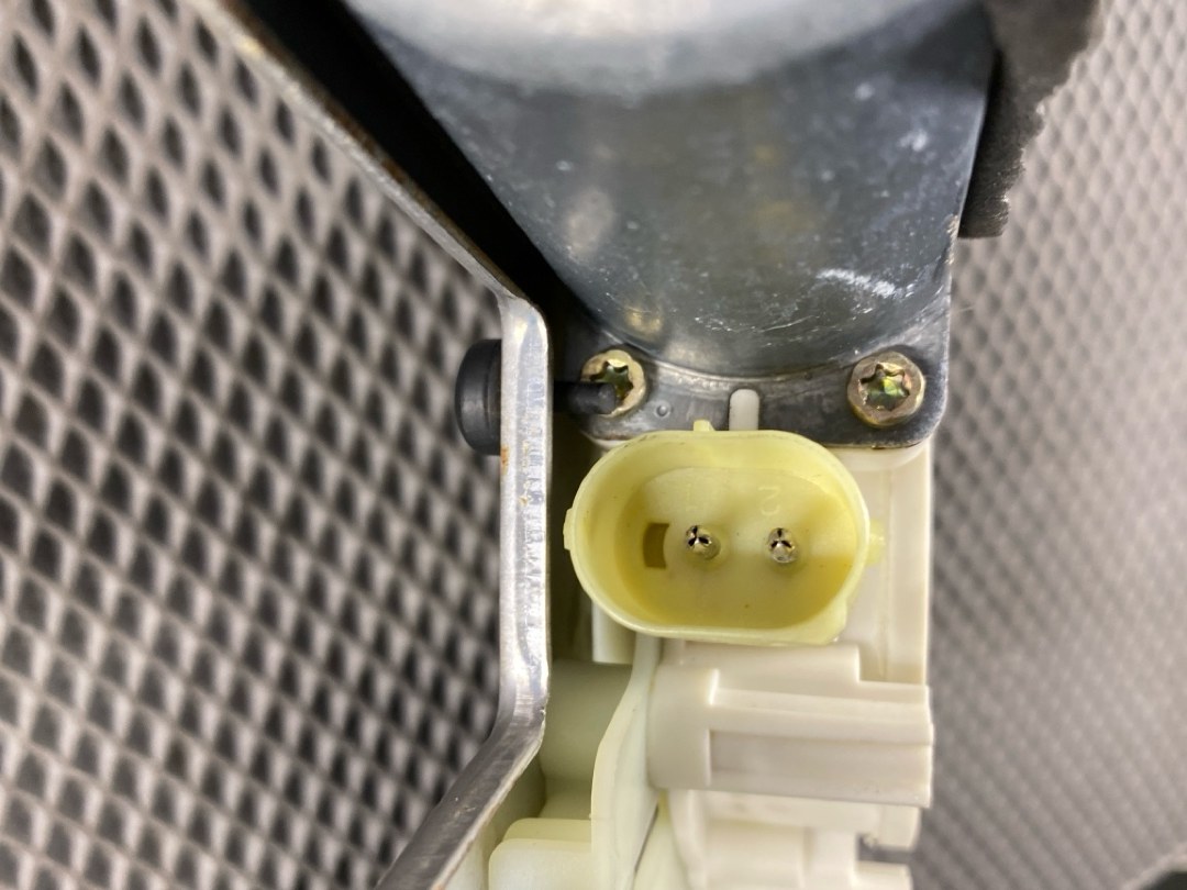 Стеклоподъемник, 1542 рублей, Красноярск