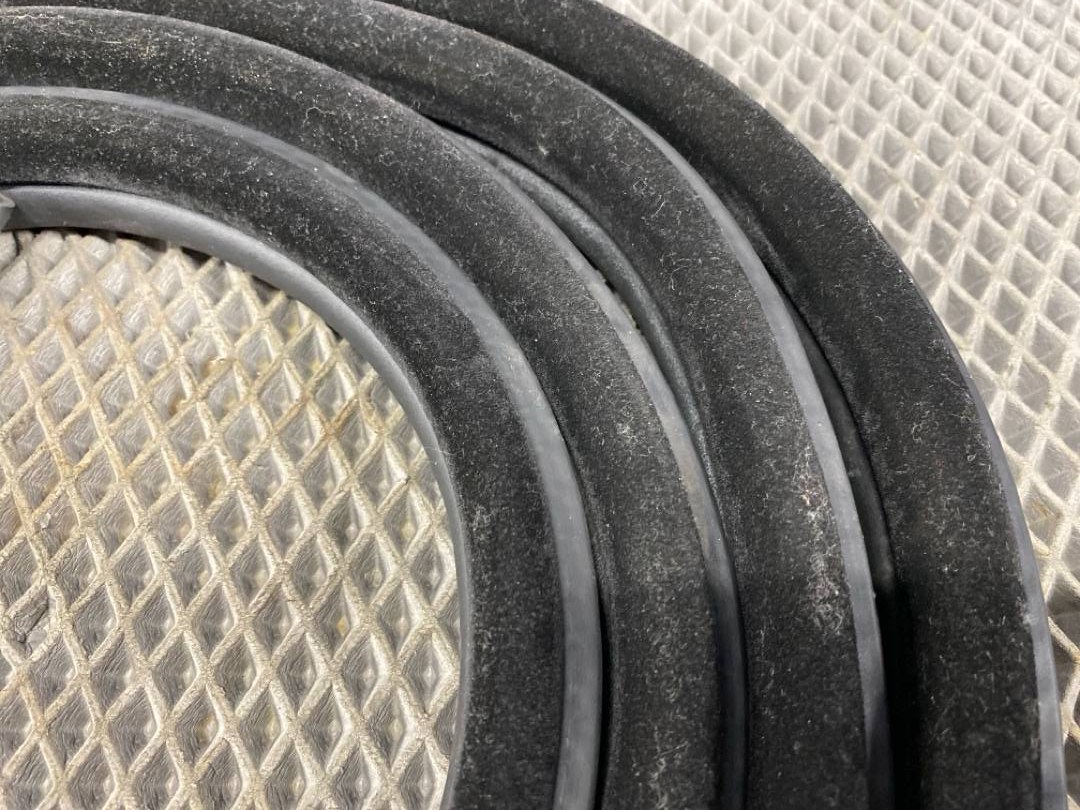 Уплотнительная резинка, 600 рублей, Красноярск