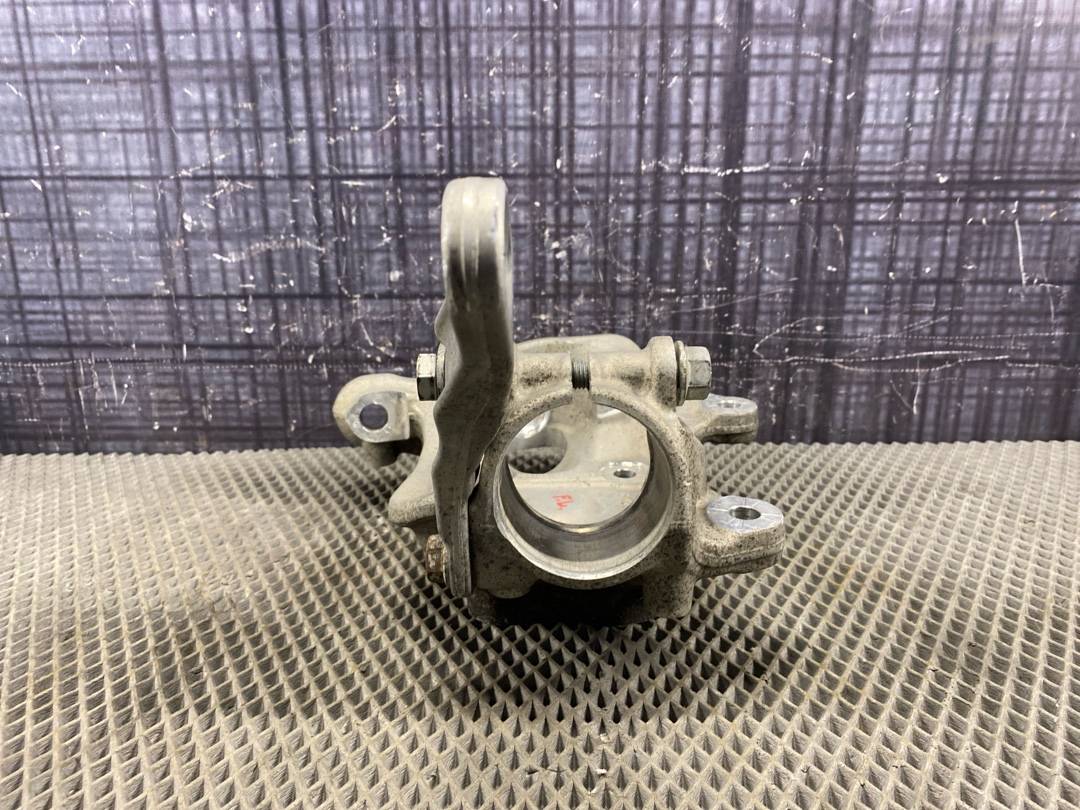 Поворотный кулак, 1956 рублей, Красноярск