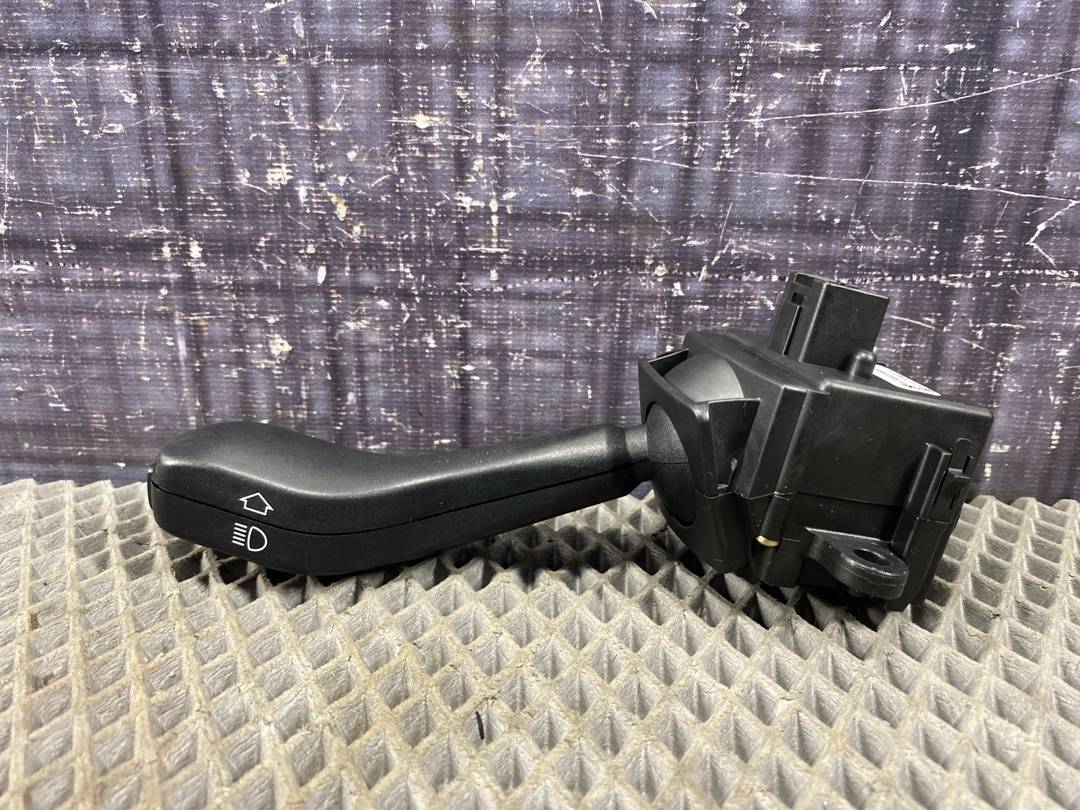 Подрулевой переключатель, 672 рублей, Красноярск