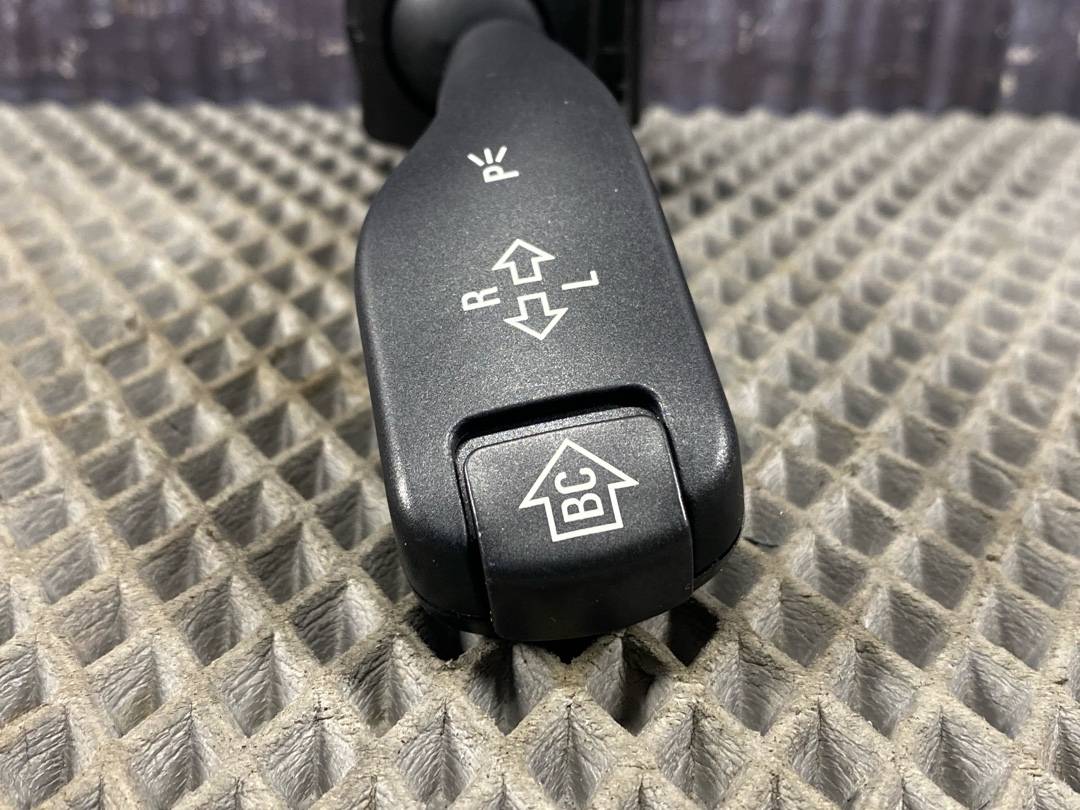 Подрулевой переключатель, 672 рублей, Красноярск