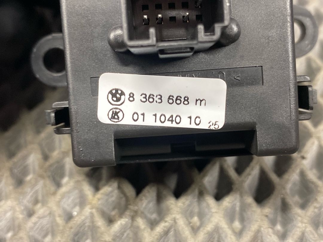 Подрулевой переключатель, 672 рублей, Красноярск