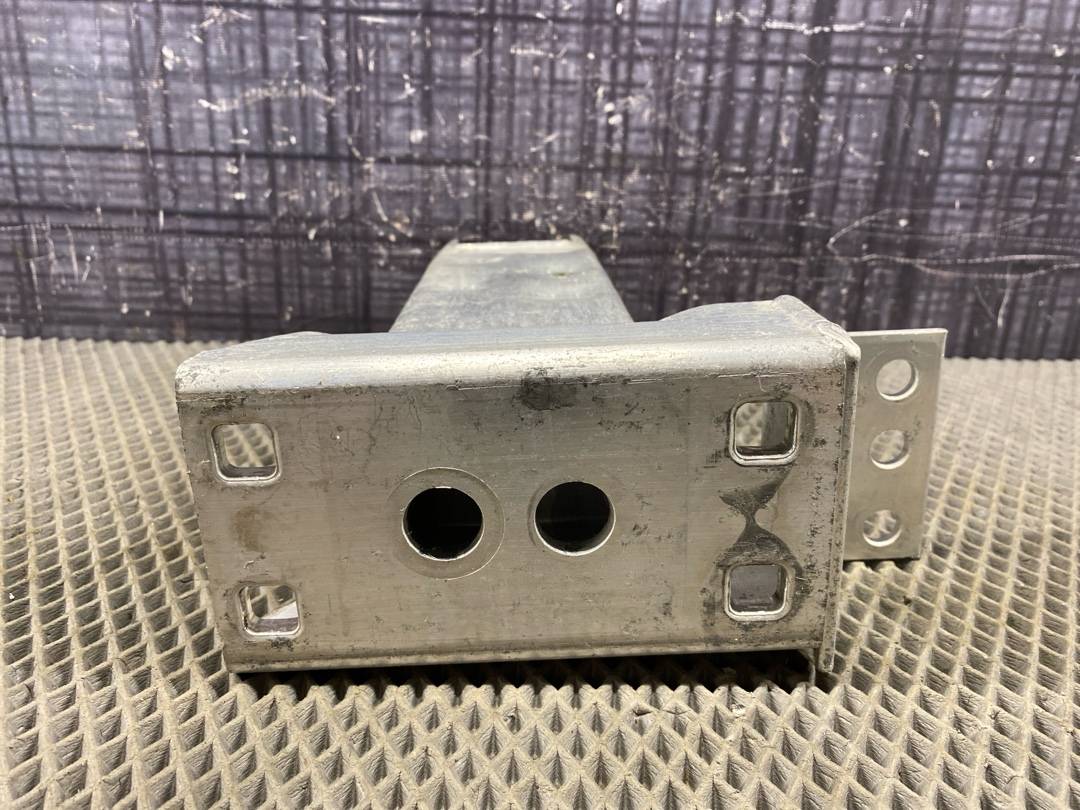 Кронштейн усилителя бампера, 1080 рублей, Красноярск