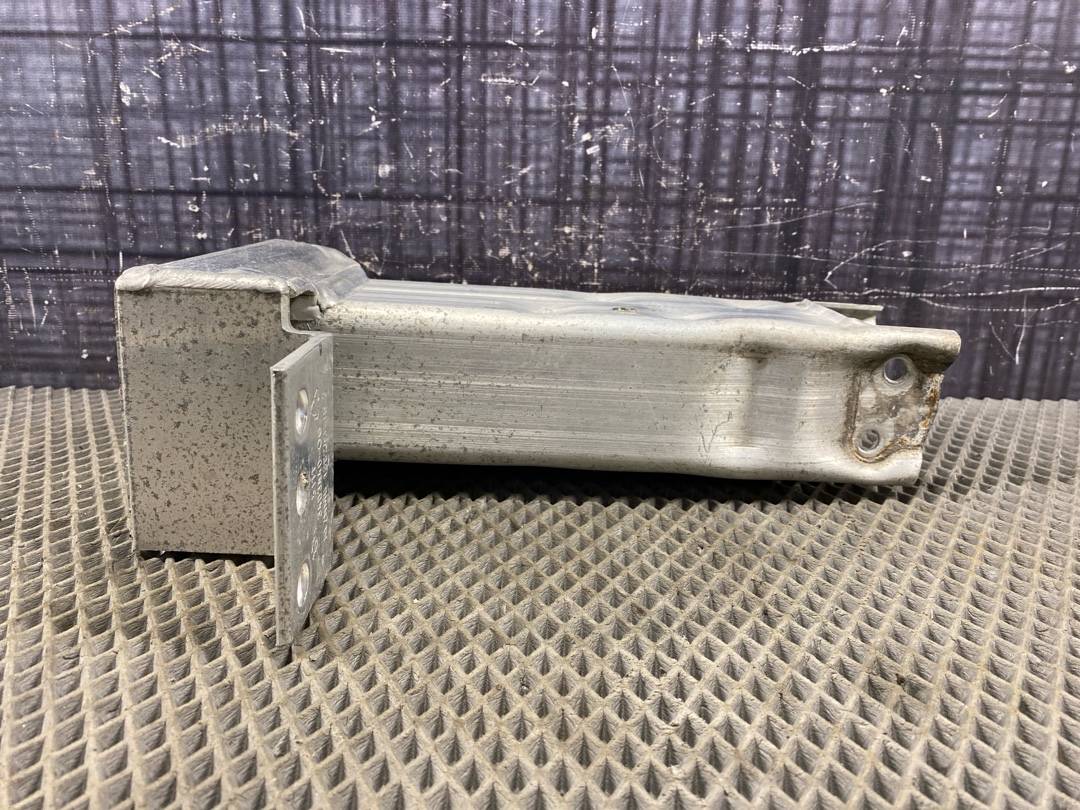 Кронштейн усилителя бампера, 1080 рублей, Красноярск