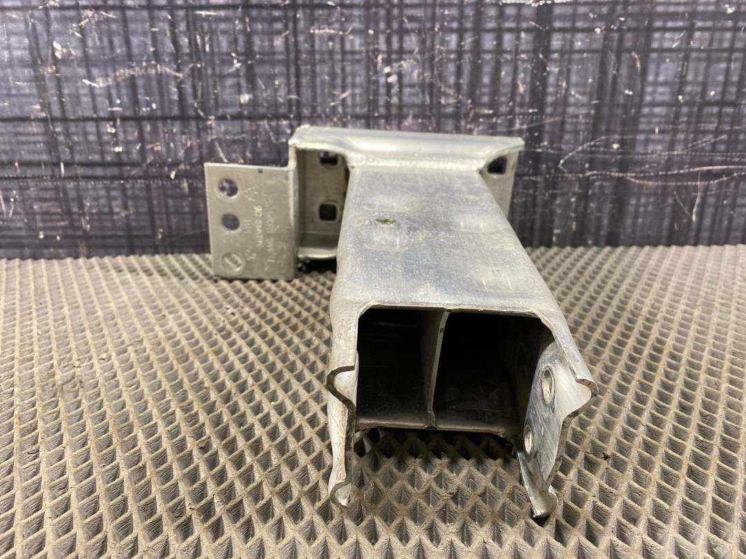 Кронштейн усилителя бампера, 1080 рублей, Красноярск