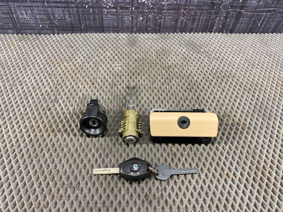 Комплект замков с ключом, 3078 рублей, Красноярск