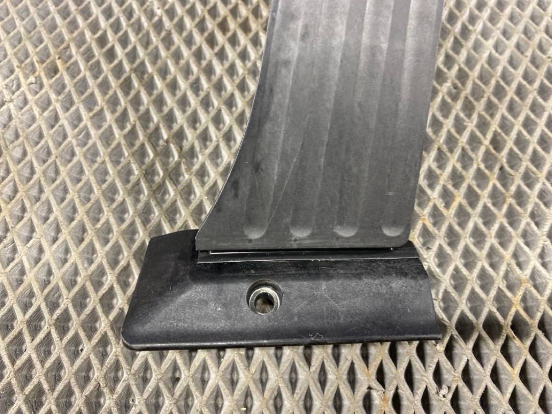 Педаль газа, 1176 рублей, Красноярск