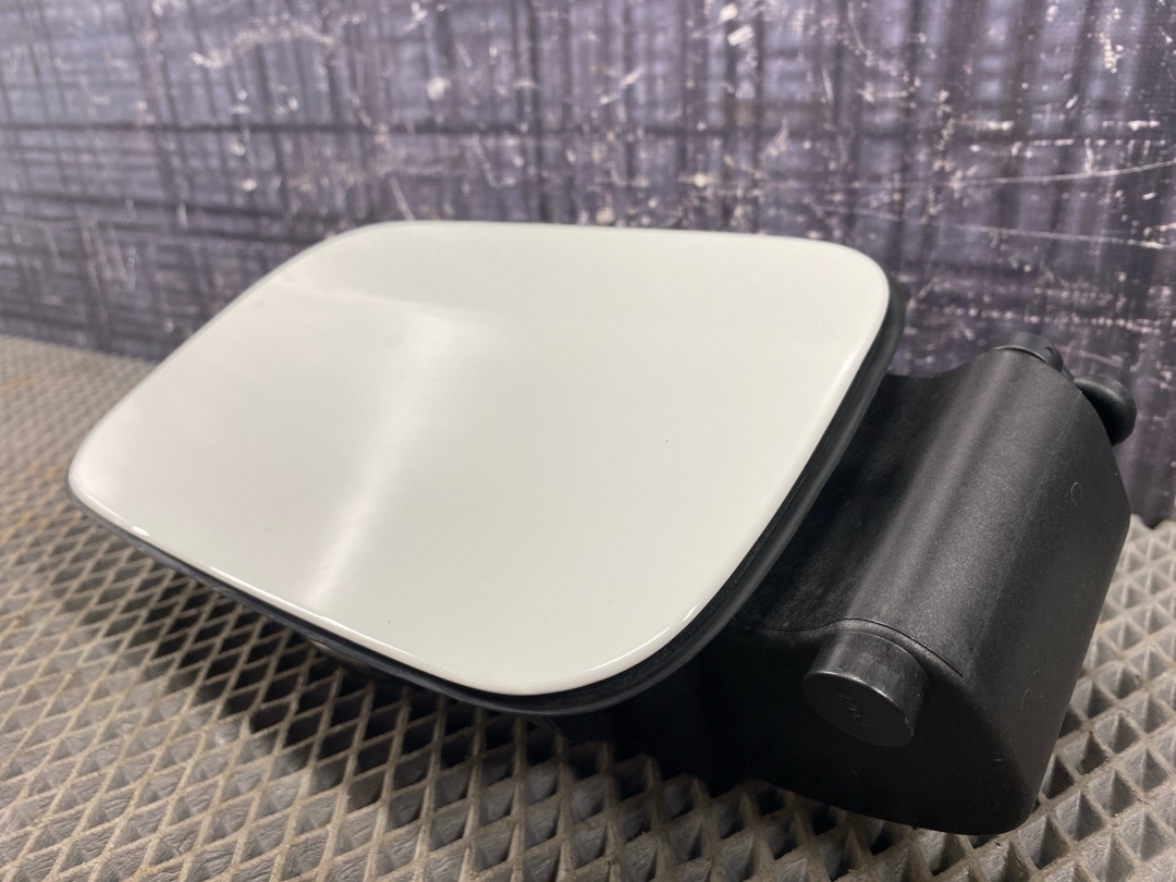 Лючок бензобака, 642 рублей, Красноярск