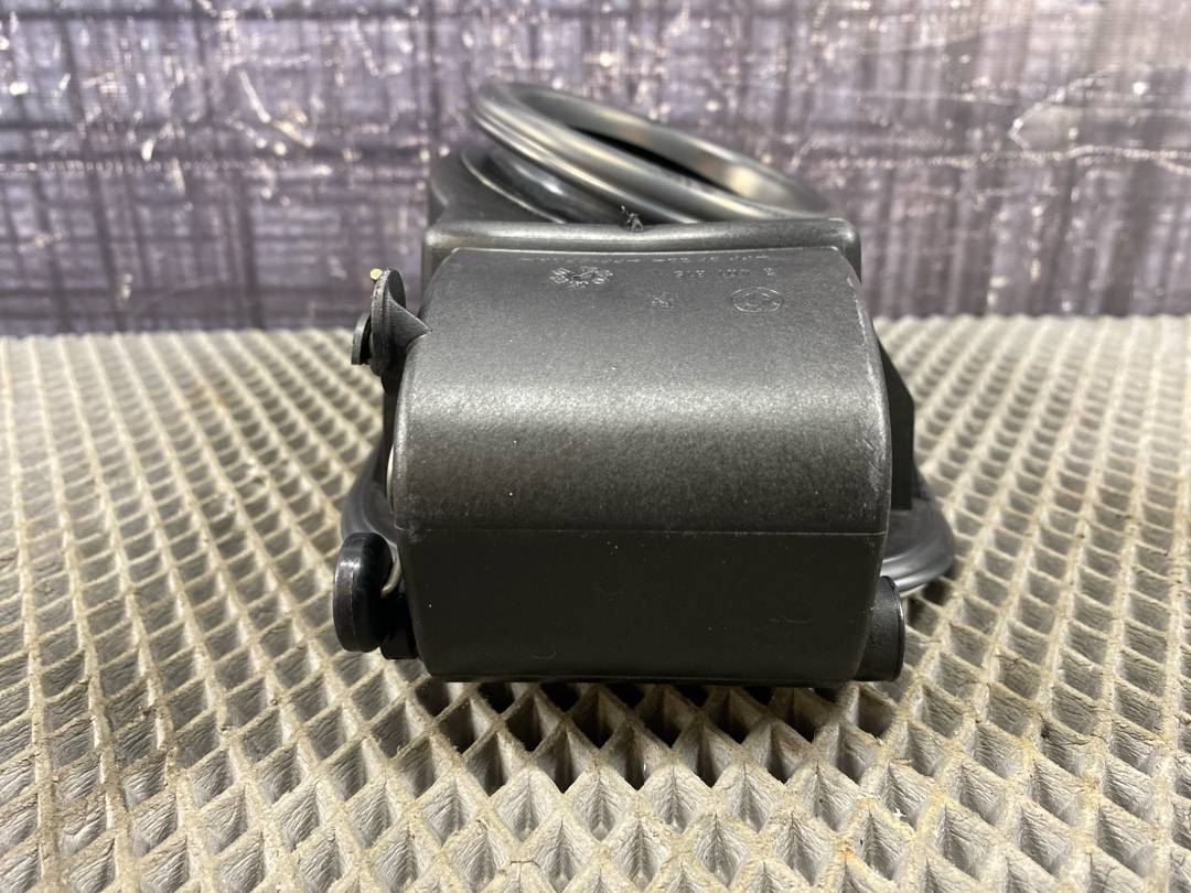 Лючок бензобака, 642 рублей, Красноярск