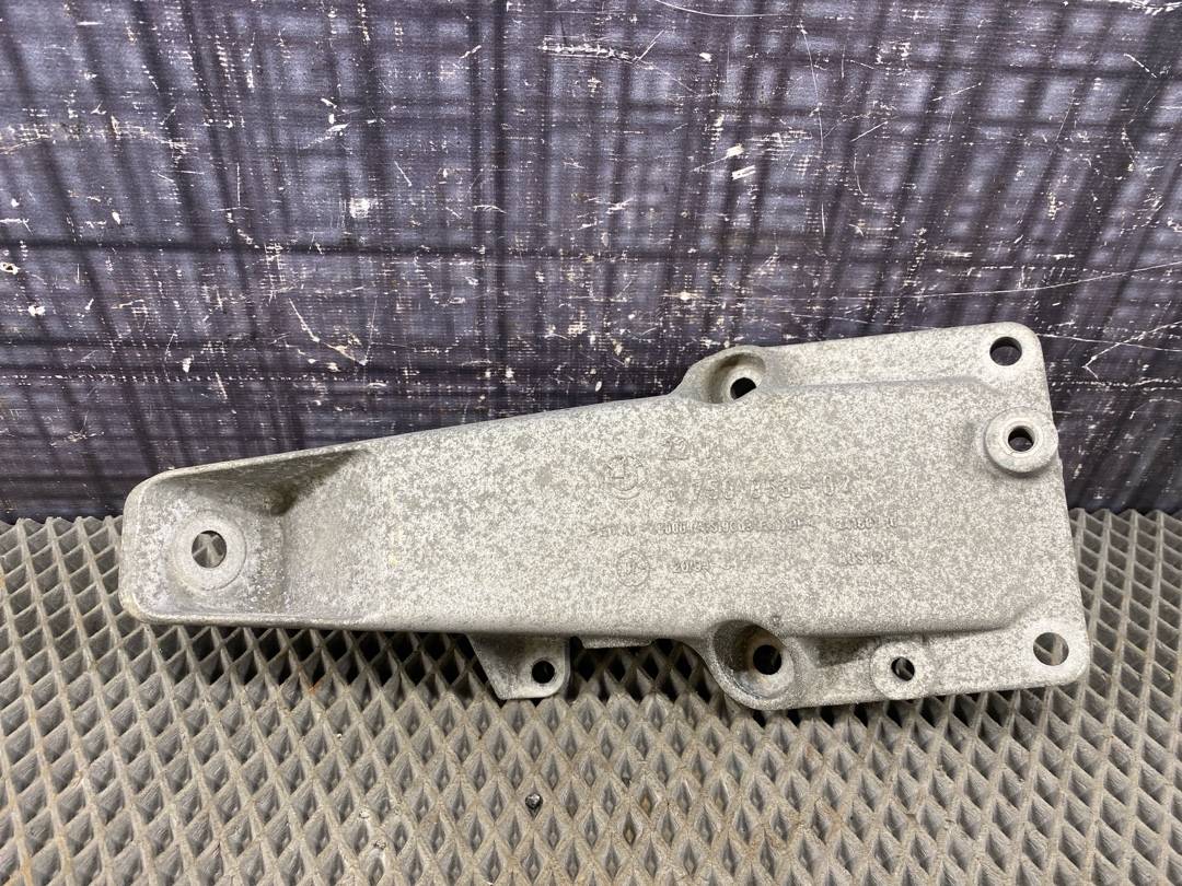 Кронштейн двигателя, 1014 рублей, Красноярск