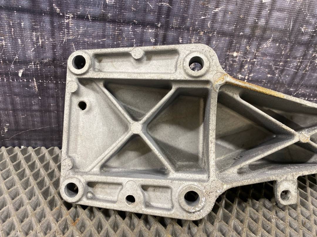 Кронштейн двигателя, 1014 рублей, Красноярск