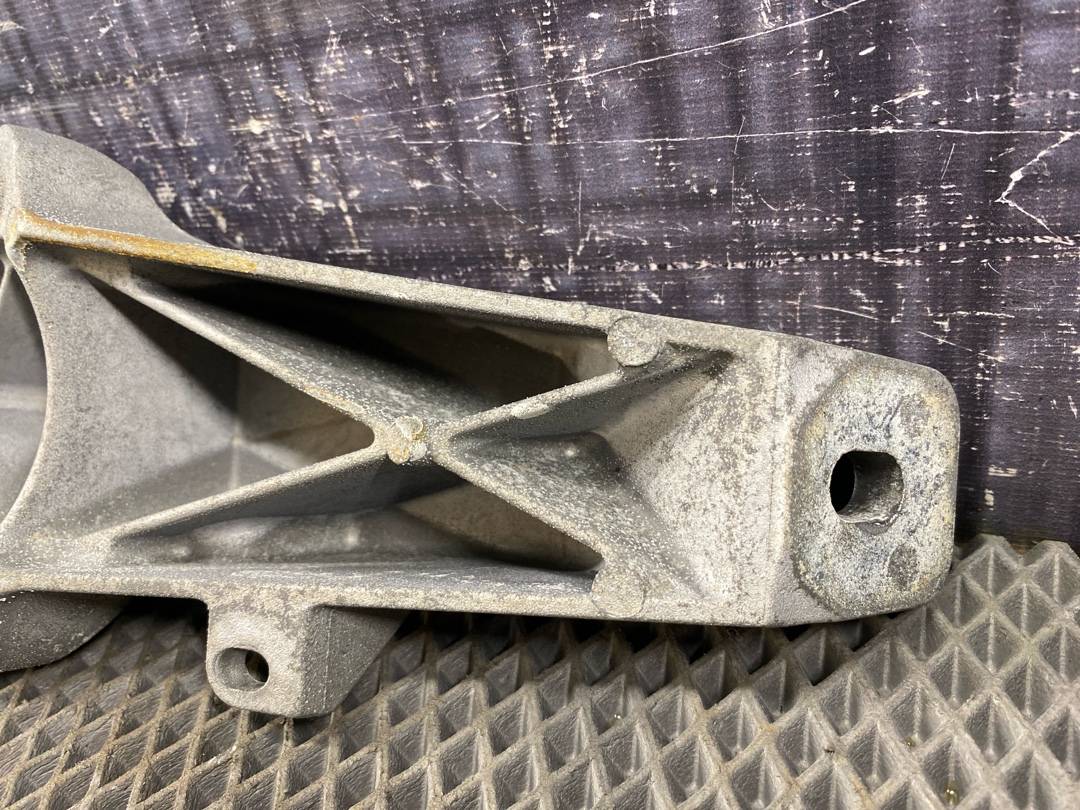 Кронштейн двигателя, 1014 рублей, Красноярск