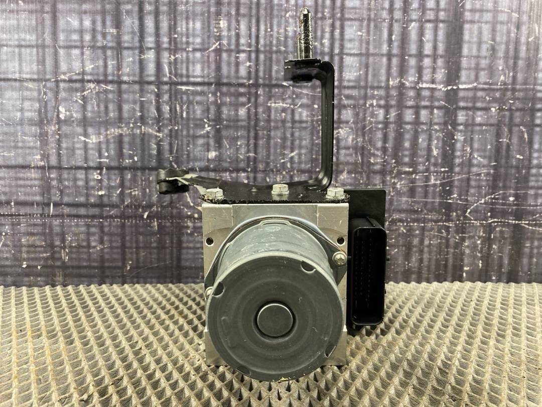 Блок ABS, 3876 рублей, Красноярск