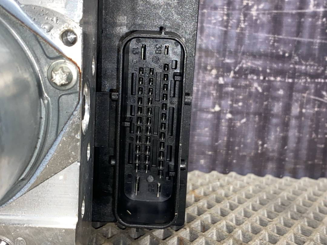 Блок ABS, 3876 рублей, Красноярск