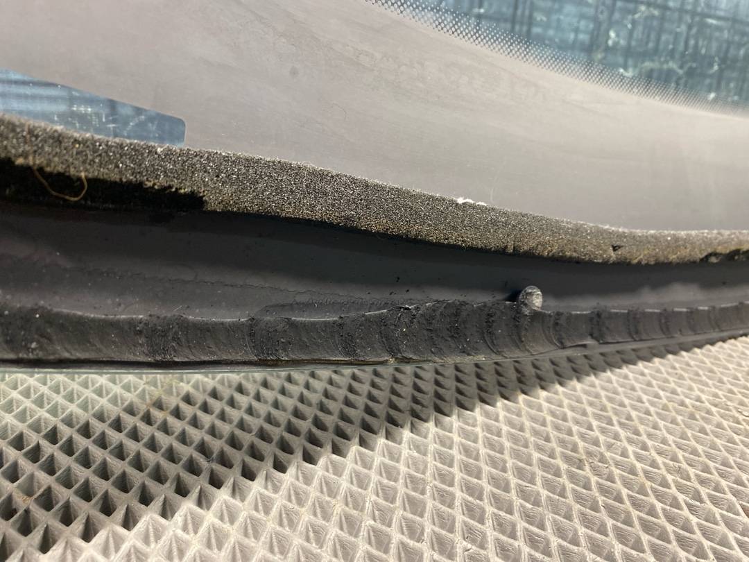 Стекло лобовое, 7392 рублей, Красноярск